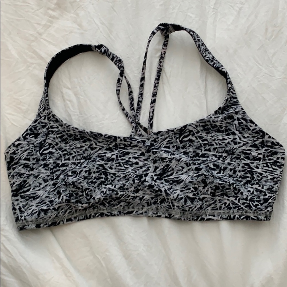 Lululemon sports bra brand new never worn